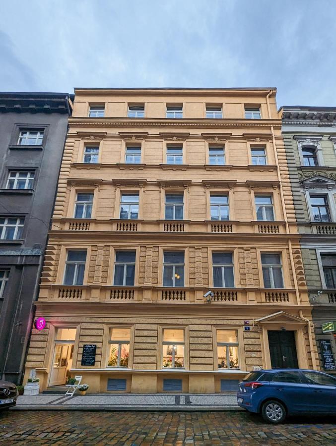 Stru House By Prague Days - Luxurious Apartments Next To National Theatre Экстерьер фото